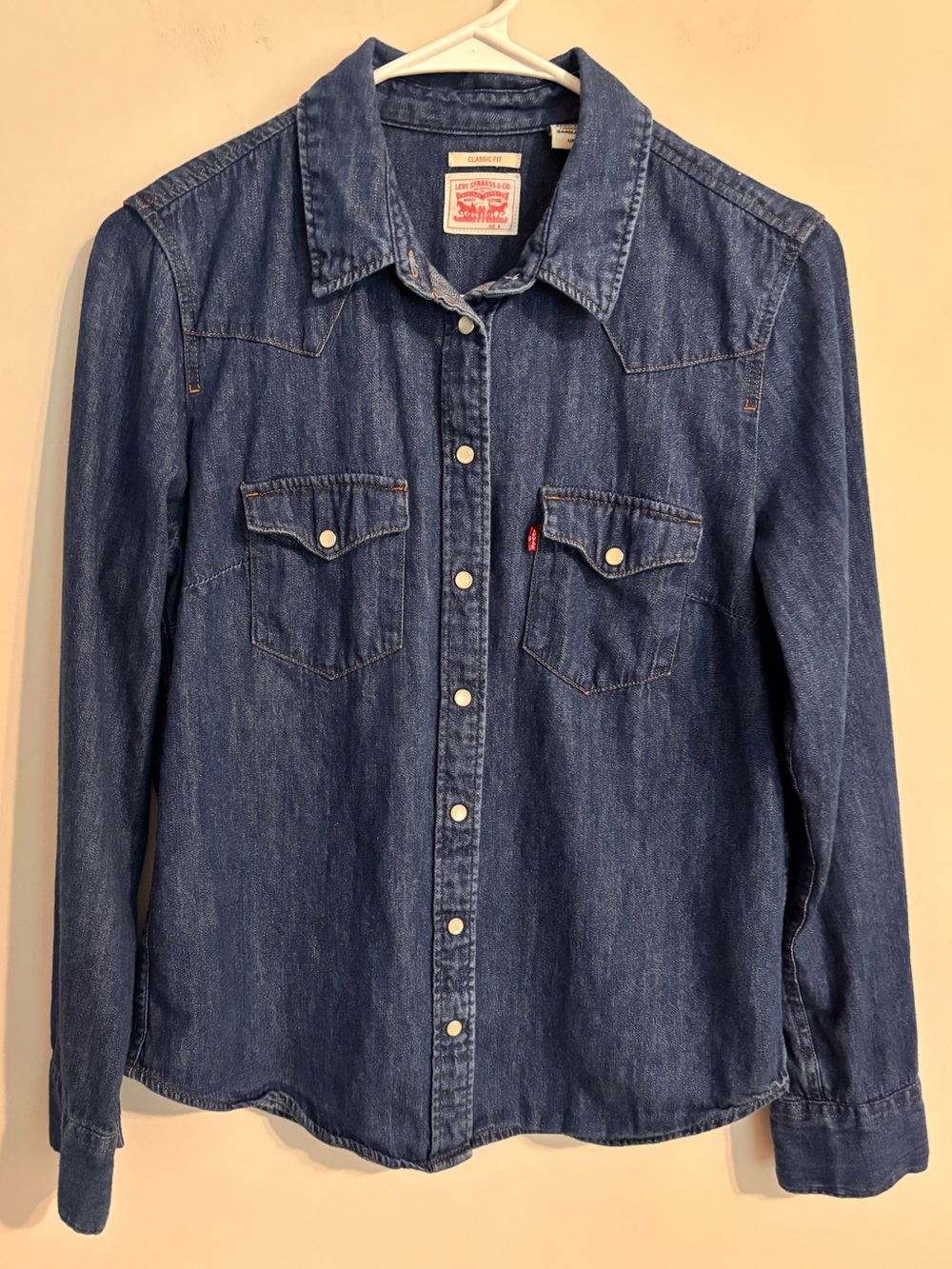 Levi’s Classic Fit denim snap front shirt